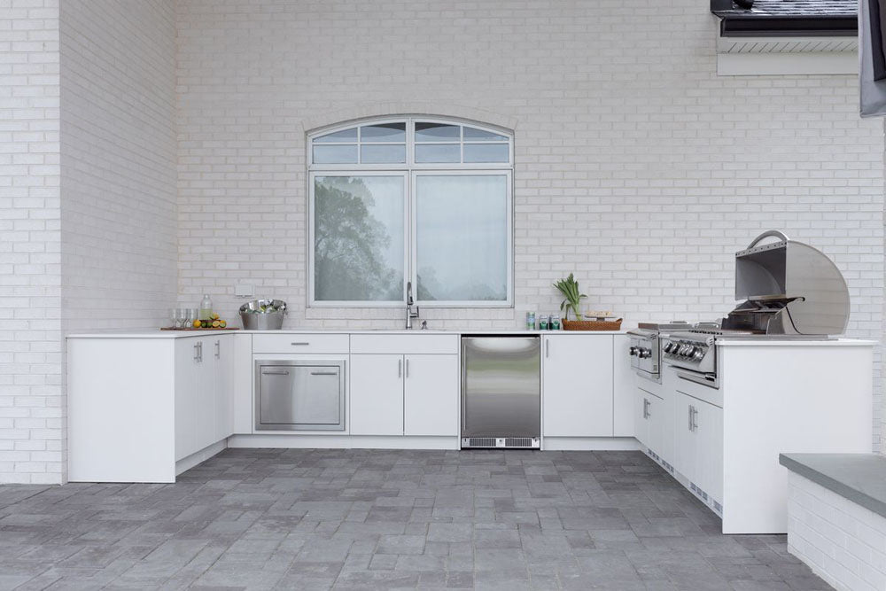 Berlin Gardens Agora 79" Outdoor Kitchen for Blaze Grill