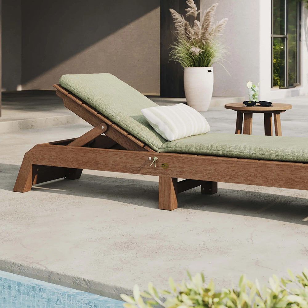 LuxCraft Urban Chaise Lounge