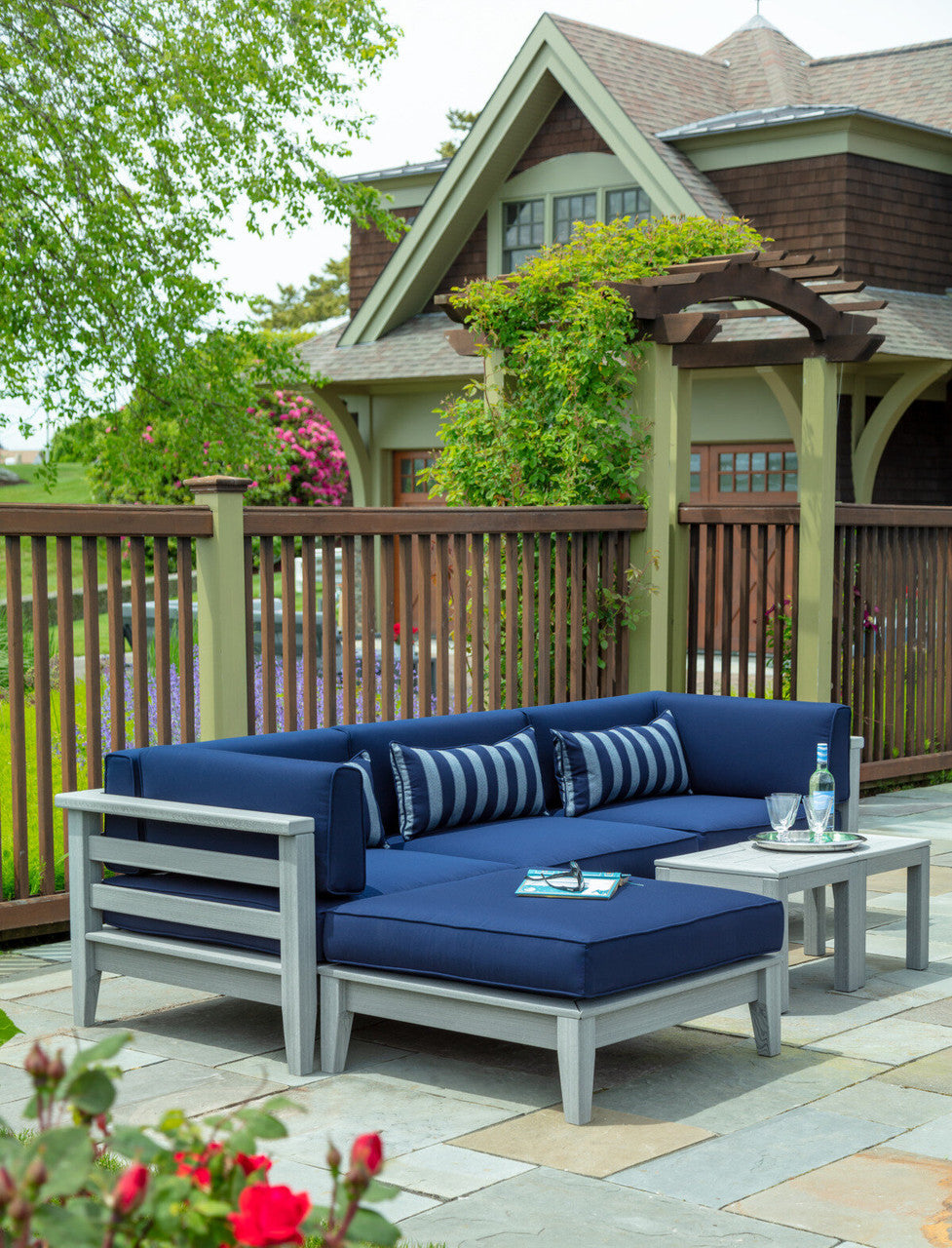 Seaside Casual Cambridge Sectional Corner - SC-001 1