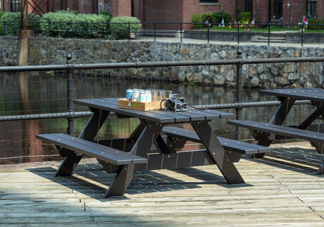 Seaside Casual Traditional Picnic Table - SC-043 1