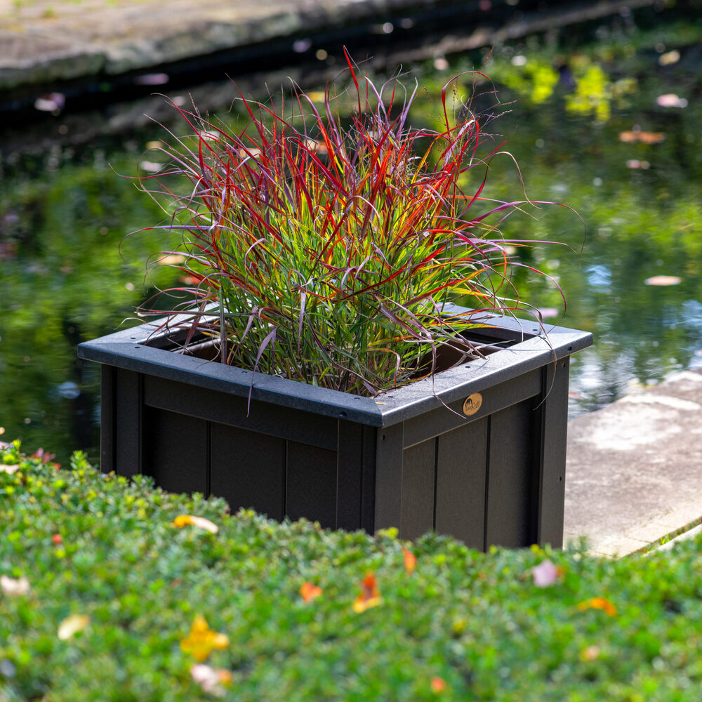 LuxCraft 24" Square Planter Additional Image - 1